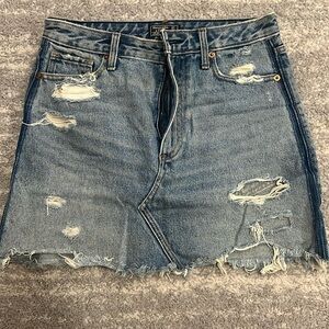 Abercrombie & Fitch Denim Skirt size 4/27